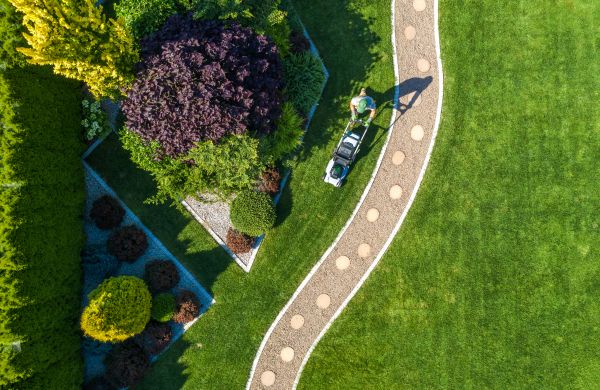 Mowing And Landscaping in Olathe