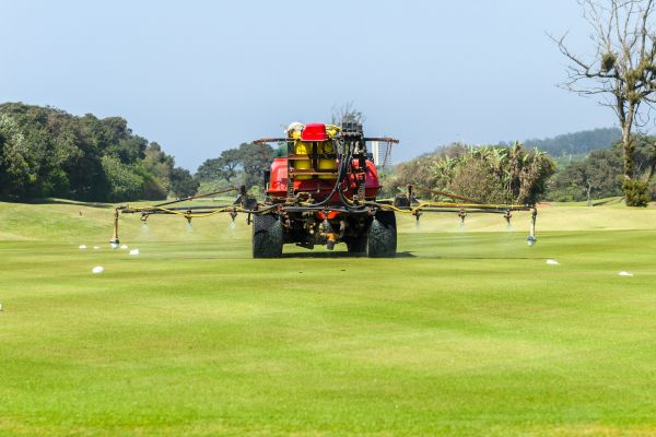 Golf Course Lawn Care in Olathe